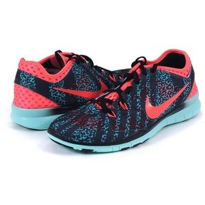 Nike Free 5.0 Print Tennis Shoes